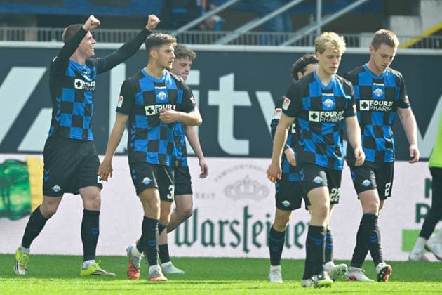 Paderborn, Home Deluxe Arena, 21.03.26, GER, Herren, 2.Bundesliga, Saison 2025-2026, SC Paderborn 07 - Dynamo Dresden Bild: Steffen TIGGES (Paderborn) jubelt nach seinem Tor zum 2:1 DFL regulations prohibit any use of photographs as image sequences and or quasi-video. NRW Deutschland