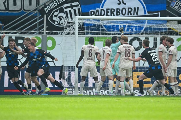 Paderborn, Home Deluxe Arena, 21.03.26, GER, Herren, 2.Bundesliga, Saison 2025-2026, SC Paderborn 07 - Dynamo Dresden Bild: Steffen TIGGES (Paderborn) jubelt nach seinem Tor zum 2:1 DFL regulations prohibit any use of photographs as image sequences and or quasi-video. NRW Deutschland