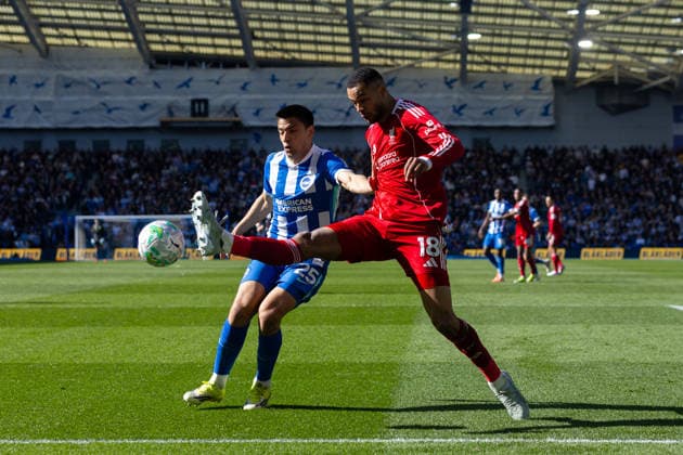 Football - FA Premier League - Brighton & Hove Albion FC v Liverpool FC BRIGHTON & HOVE, ENGLAND - Saturday, March 21, 2026: Liverpool s Cody Gakpo is challenged by Brighton & Hove Albion s Diego Gomez (L) during the FA Premier League match between Brighton & Hove Albion FC and Liverpool FC at the AMEX Community Stadium. (Photo by David Rawcliffe Propaganda) BRIGHTON & HOVE AMEX Community Stadium SUSSEX ENGLAND  Copyright: xDavidxRawcliffex P2026-03-21-Brighton_Liverpool-93