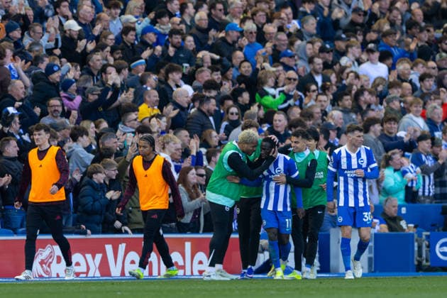 Football - FA Premier League - Brighton & Hove Albion FC v Liverpool FC BRIGHTON & HOVE, ENGLAND - Saturday, March 21, 2026: Brighton & Hove Albion s Yankuba Minteh celebrates with team-mates after crossing the ball for the second goal during the FA Premier League match between Brighton & Hove Albion FC and Liverpool FC at the AMEX Community Stadium. (Photo by David Rawcliffe Propaganda) BRIGHTON & HOVE AMEX Community Stadium SUSSEX ENGLAND  Copyright: xDavidxRawcliffex P2026-03-21-Brighton_Liverpool-94