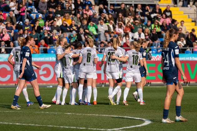 Google Pixel Frauen-Bundesliga: TSG Hoffenheim vs VfL Wolfsburg, Dietmar-Hopp-Stadion, 21.03.2026 Tor zum 0:1 für den VfL Wolfsburg durch die Torschützin Lineth Beerensteyn (VfL Wolfsburg Frauen, 9) Tor und Jubel Google Pixel Frauen-Bundesliga: TSG Hoffenheim vs VfL Wolfsburg, Dietmar-Hopp-Stadion, 21.03.2026 DFB DFL REGULATIONS PROHIBIT ANY USE OF PHOTOGRAPHS AS IMAGE SEQUENCES AND OR QUASI-VIDEO. Copyright: xBEAUTILUSxSPORTS Hillx