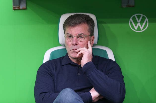 21.03.2026, xgox, Fussball - 1.Bundesliga VfL Wolfsburg - SV Werder Bremen emspor, v.l. Dieter Hecking (Wolfsburg, Trainer) (DFL DFB REGULATIONS PROHIBIT ANY USE OF PHOTOGRAPHS as IMAGE SEQUENCES and or QUASI-VIDEO) Wolfsburg *** 21 03 2026, xgox, Soccer 1 Bundesliga VfL Wolfsburg SV Werder Bremen emspor, v l Dieter Hecking Wolfsburg, Coach DFL DFB REGULATIONS PROHIBIT ANY USE OF PHOTOGRAPHS as IMAGE SEQUENCES and or QUASI VIDEO Wolfsburg