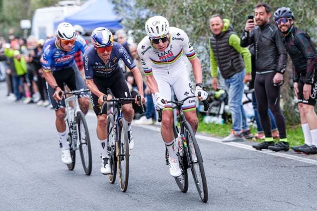 Milan Sanremo 2026 Cycling Race SANREMO, ITALY - MARCH 21 : Pogacar Tadej (SLO) of UAE Team Emirates - XRG, Pidcock Thomas (GBR) of Pinarello - Q36.5 Pro Cycling Team, Van Der Poel Mathieu (NED) of Alpecin - Premier Tech in the escape pack on Cipressa during the 117th edition of Milan Sanremo an UCI World Tour 1.UWT one day cycling road race for Men Elite of 298 km with start in Pavia and finish in Sanremo on March 21, 2026 in Sanremo, Italy, 21 03 2026 ( Motordriver Guy De Vuyst - Sanremo Italy  Copyright: xFranckxFaugerex