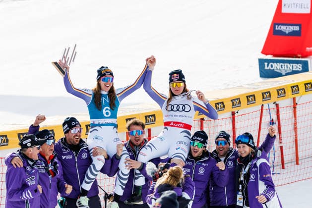 ALPINE SKIING - FIS WC Final Lillehammer KVITFJELL,NORWAY,21.MAR.26 - ALPINE SKIING - FIS World Cup Final, award ceremony for Downhill World Cup Ladies. Image shows the rejoicing of Kira Weidle-Winkelmann (GER) and Emma Aicher (GER).  GEPAxpictures xMaticxKlansek
