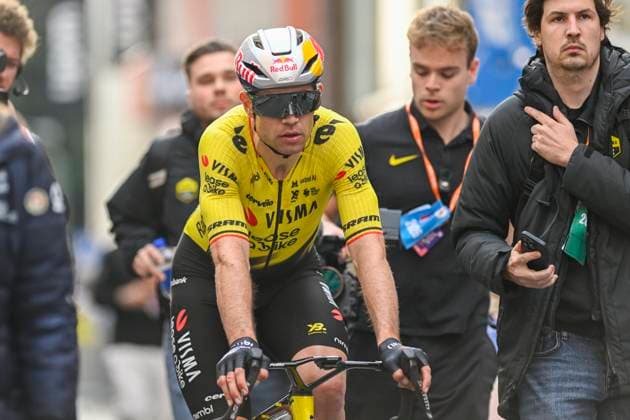 Milan Sanremo 2026 Cycling Race SANREMO, ITALY - MARCH 21 : Van Aert Wout (BEL) of Team Visma I Lease a Bike after the race during the 117th edition of Milan Sanremo an UCI World Tour 1.UWT one day cycling road race for Men Elite of 298 km with start in Pavia and finish in Sanremo on March 21, 2026 in Sanremo, Italy, 21 03 2026 ( Motordriver Guy De Vuyst - Sanremo Italy  Copyright: xNicoxVereeckenx