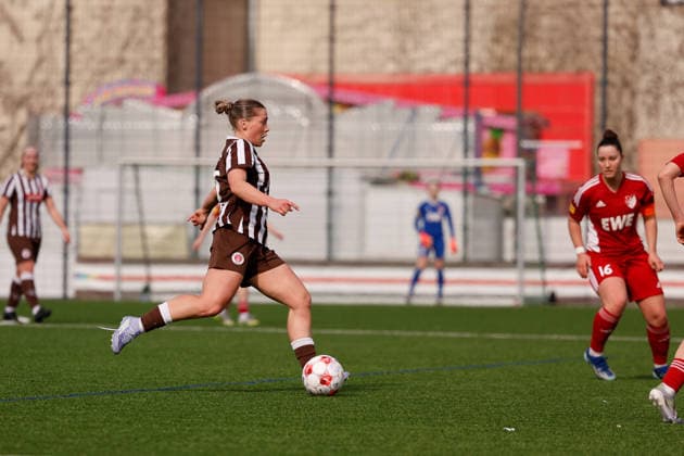 Fußball I Frauen I Saison 2025-2026 I Regionalliga Nord I 15. Spieltag I St. Pauli - SpVg Aurich I 21.03.2026 Merle Oppenheim (4, FC St. Pauli) Heiligengeistfeld Feldstraße 1 Hamburg Deutschland Copyright: xLobeca CedricxSiefkerx