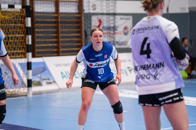 HSG Blomberg-Lippe (GER) vs. Vfl Oldenburg (GER), Handball, 1. Handball Bundesliga Frauen, 20. Spieltag, 21.3.2026, Saision 2025 2026, Blomberg Maxi Muehlner (HSG Blomberg-Lippe, 10) in der Verteidigung Blomberg Sporthalle an der Ulmenallee Deutschland