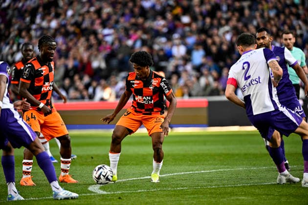 FOOTBALL : Toulouse vs Lorient - 27eme Journee de Ligue1 McDonald S - Toulouse - 21 03 2026 Dermane Karim (fcl) Toulouse  Copyright: xThierryxBretonx