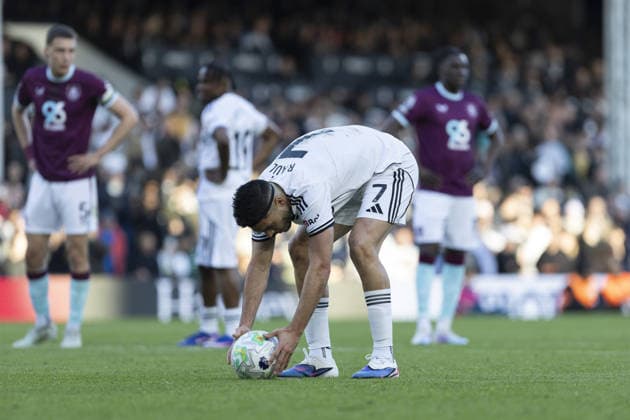 during the Premier League match between Fulham and Burnley at Craven Cottage on March 21, 2026 in London, England. Copyright: xPedroxSoaresx xSPPx Sportspressphoto_SPR115247