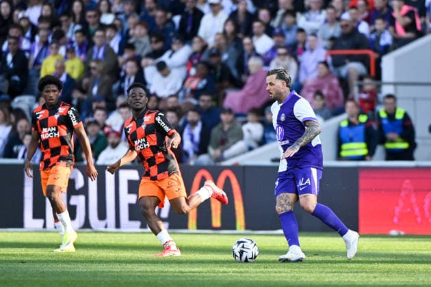 Toulouse FC v FC Lorient - Ligue 1 McDonald s 2025 2026 15 Aron Leonard DONNUM (tfc) during the Ligue 1 McDonald s match between Toulouse and Lorient at Stadium de Toulouse on March 21, 2026 in Toulouse, France. Toulouse France  Copyright: xFEPx 776348331