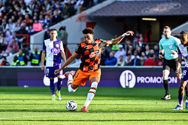 FOOTBALL : Toulouse vs Lorient - 27eme Journee de Ligue1 McDonald S - Toulouse - 21 03 2026 Noah Cadiou (fcl) Toulouse  Copyright: xThierryxBretonx