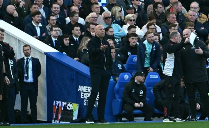 Liverpool head coach Arne Slot looks frustrated on the touchline during the Premier League match between Brighton and Hove Albion and Liverpool at the American Express Stadium , Brighton , UK - 21st March 2026 Brighton & Hove Albion vs Liverpool Premier League Football, Amex Stadium, Sussex, United Kingdom - 21 Mar 2026Brighton Amex Stadium Sussex United Kingdom Editorial use only. No merchandising. For Football images FA and Premier League restrictions apply inc. no internet mobile usage without FAPL license - for details contact Football Dataco  Copyright: xSimonxDack TPI Shutterstockx 16784403az