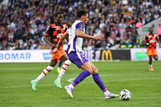 Toulouse FC v FC Lorient - Ligue 1 McDonald s 2025 2026 20 EMERSONN Correia da Silva (tfc) during the Ligue 1 McDonald s match between Toulouse and Lorient at Stadium de Toulouse on March 21, 2026 in Toulouse, France. Toulouse France  Copyright: xFEPx 776348331