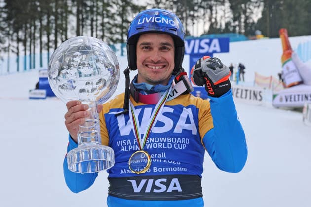Gesamtweltcupsieger FIS Snowboard Alpine Maurizio Bormolini (ITA) mit der grossen Kugel, VISA FIS Snowboard Alpine Weltcup Winterberg 2026 (GER), Weltcup-Saison 2025 2026, Snowboard, Slalom, Parallelslalom, Winterberg Sauerland, 21.-22.03.2026, Renntag, 21.03.2026, Winterberg Deutschland *** Overall World Cup winner FIS Snowboard Alpine Maurizio Bormolini ITA with the big ball, VISA FIS Snowboard Alpine World Cup Winterberg 2026 GER , World Cup season 2025 2026, snowboard, slalom, parallel slalom, Winterberg Sauerland, 21 22 03 2026, race day, 21 03 2026, Winterberg Germany