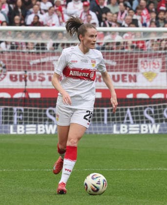 Stuttgart , Fußball Frauen 2. Bundesliga , VfB Stuttgart vs. 1. FSV Mainz 05 , Reena Wichmann ( VfB )