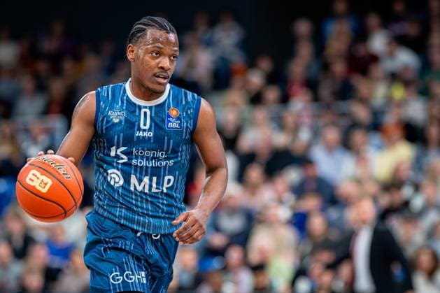 Spielaktion mit DJ Horne (0; MLP Academics Heidelberg) am Ball easyCredit BBL: MLP Academics Heidelberg – Bamberg Baskets Copyright: xSpeedshotx
