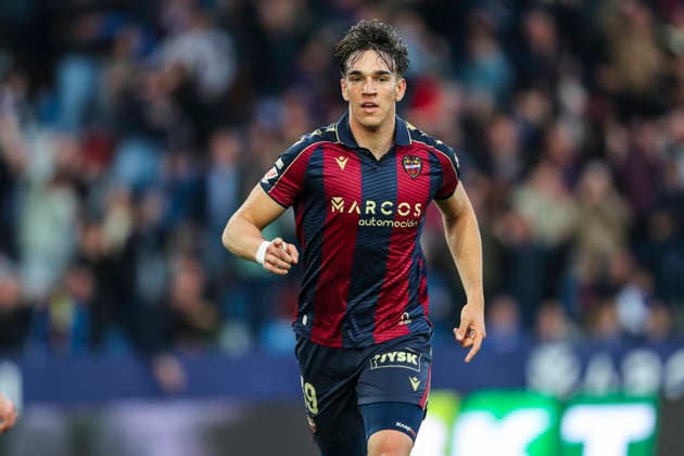 March 21, 2026, Valencia, Valencia, SPAIN: Carlos Espi of Levante UD celebrates a goal during the Spanish league, LaLiga EA Sports, football match played between Levante UD and Real Oviedo at Ciutat de Valencia stadium on March 21, 2026, in Valencia, Spain. Valencia SPAIN - ZUMAa181 20260321_zaa_a181_208 Copyright: xIvanxTerronx