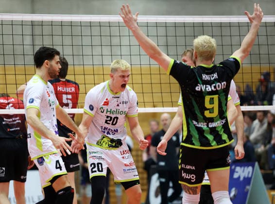 21.03.2026, Deutschland, Ludwigsburg Volleyball Barock Volleys MTV Ludwigsburg vs. Helios Grizzyls Giesen., Lars Migge (Gießen, MItte) jubelt