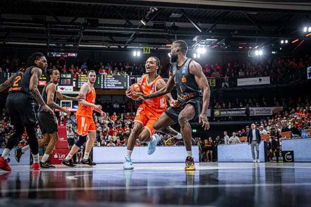 1. Basketball Bundesliga, easyCredit BBL, Saison 2025 2026, Herren, Hauptrunde, 25. Spieltag, 21.03.2026, RASTA Vechta - NINERS Chemnitz Alonzo Verge ( 11 - RASTA Vechta) in Aktion Vechta RASTA Dome Niedersachsen Deutschland