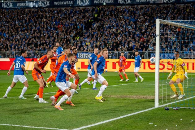 2. Bundesliga: SV Darmstadt 98 vs FC Schalke 04, Merck-Stadion am Böllenfalltor, 21.03.2026 Torchance für FC Schalke 04 durch Moussa Sylla (FC Schalke 04, 9) 2. Bundesliga: SV Darmstadt 98 vs FC Schalke 04, Merck-Stadion am Böllenfalltor, 21.03.2026 DFB DFL REGULATIONS PROHIBIT ANY USE OF PHOTOGRAPHS AS IMAGE SEQUENCES AND OR QUASI-VIDEO.