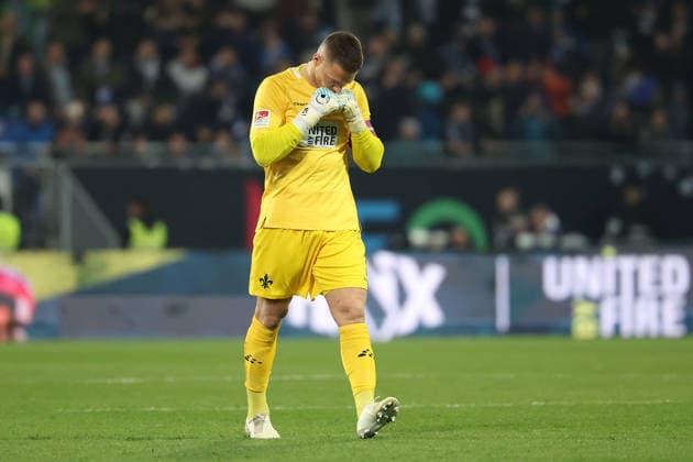 2025.03.21 xjfx Fussball 2.Bundesliga SV Darmstadt 98 - FC Schalke 04 v.l., Goalkeeper, Torwart Marcel Schuhen (SV Darmstadt 98) Torjubel, Goal celebration, celebrate the goal (DFL DFB REGULATIONS PROHIBIT ANY USE OF PHOTOGRAPHS as IMAGE SEQUENCES and or QUASI-VIDEO)