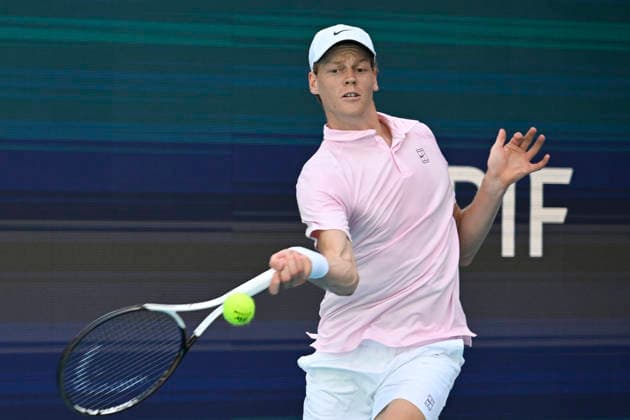 March 21, 2026, Miami Gardens, Florida, USA: Jannik Sinner (ITA) plays in 2nd round MenÃ¢â‚¬â ¢s Singles match at the Miami Open on March 21, 2026, at Hard Rock Stadium in Miami Gardens, Florida. 2026 Miami Open, Miami Gardens, USA - 21 Mar 2026  - ZUMAsd3_ 20260321_znp_sd3_005 Copyright: xMichelexEvexSandbergx