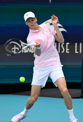 March 21, 2026, Miami Gardens, Florida, USA: Jannik Sinner (ITA) plays in 2nd round MenÃ¢â‚¬â ¢s Singles match at the Miami Open on March 21, 2026, at Hard Rock Stadium in Miami Gardens, Florida. 2026 Miami Open, Miami Gardens, USA - 21 Mar 2026  - ZUMAsd3_ 20260321_znp_sd3_033 Copyright: xMichelexEvexSandbergx