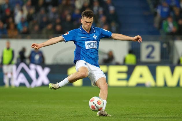 2025.03.21 xjfx Fussball 2.Bundesliga SV Darmstadt 98 - FC Schalke 04 v.l., Sergio Lopez (SV Darmstadt 98), in aktion, in action, (DFL DFB REGULATIONS PROHIBIT ANY USE OF PHOTOGRAPHS as IMAGE SEQUENCES and or QUASI-VIDEO)