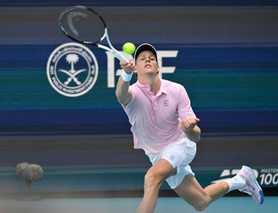 March 21, 2026, Miami Gardens, Florida, USA: Jannik Sinner (ITA) plays in 2nd round MenÃ¢â‚¬â ¢s Singles match at the Miami Open on March 21, 2026, at Hard Rock Stadium in Miami Gardens, Florida. 2026 Miami Open, Miami Gardens, USA - 21 Mar 2026  - ZUMAsd3_ 20260321_znp_sd3_039 Copyright: xMichelexEvexSandbergx