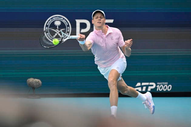 March 21, 2026, Miami Gardens, Florida, USA: Jannik Sinner (ITA) plays in 2nd round MenÃ¢â‚¬â ¢s Singles match at the Miami Open on March 21, 2026, at Hard Rock Stadium in Miami Gardens, Florida. Miami Gardens USA - ZUMAsd3_ 20260321_znp_sd3_038 Copyright: xMichelexEvexSandbergx