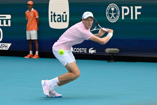 March 21, 2026, Miami Gardens, Florida, USA: Jannik Sinner (ITA) plays in 2nd round MenÃ¢â‚¬â ¢s Singles match at the Miami Open on March 21, 2026, at Hard Rock Stadium in Miami Gardens, Florida. Miami Gardens USA - ZUMAsd3_ 20260321_znp_sd3_049 Copyright: xMichelexEvexSandbergx