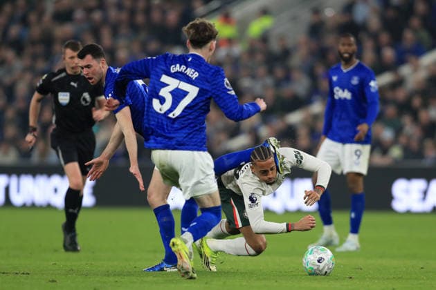 21st March 2026; Hill Dickinson Stadium, Liverpool, England; Premier League Football, Everton versus Chelsea; Joao Pedro of Chelsea is fouled by Michael Keane of Everton  DavidxBlunsden Content restricted for UK based newspaper