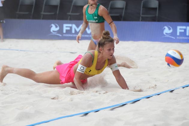 Women™s 2026 Volleyball World Beach Pro Tour- Quarterfinals Monika Paulikiene of Lithuania dives for the ball during the quarterfinal match against Italy of the 2026 Women s Volleyball World Beach Pro Tour between Lithuania and Italy. on March 21, 2026 in Tlaxcala, Mexico. (Photo by Essene Hernandez Eyepix Group) Copyright: xEssenexHernandez xEyepixxGroupx EH_21032026_178620
