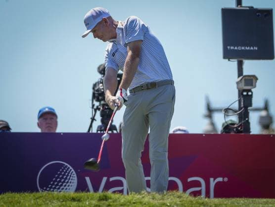 March 21, 2026, Palm Harbor, Florida, USA: Brandt Snedeker tees off on the first hole during the third round of the Valspar Championship Saturday, March 21, 2026 in Palm Harbor. Palm Harbor USA  - ZUMAs70_ 20260321_zan_s70_009 Copyright: xChrisxUrsox Florida News - March 21, 2026  - ZUMA0851 20260321_zan_s70_009 Copyright: xIMAGO ChrisxUrsox