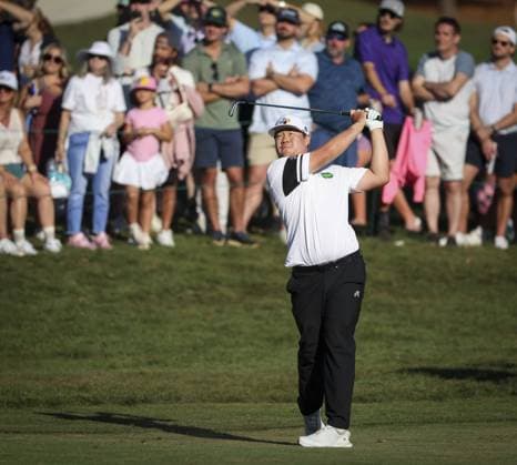 March 21, 2026, Palm Harbor, Florida, USA: Sungjae Im watches his approach shot on the 18th hole during the third round of the Valspar Championship Saturday, March 21, 2026 in Palm Harbor. Im finished the day in atop the leaderboard at -11 under par. Palm Harbor USA - ZUMAs70_ 20260321_zan_s70_017 Copyright: xChrisxUrsox Palm Harbor USA - ZUMA0851 20260321_zan_s70_017 Copyright: xIMAGO ChrisxUrsox