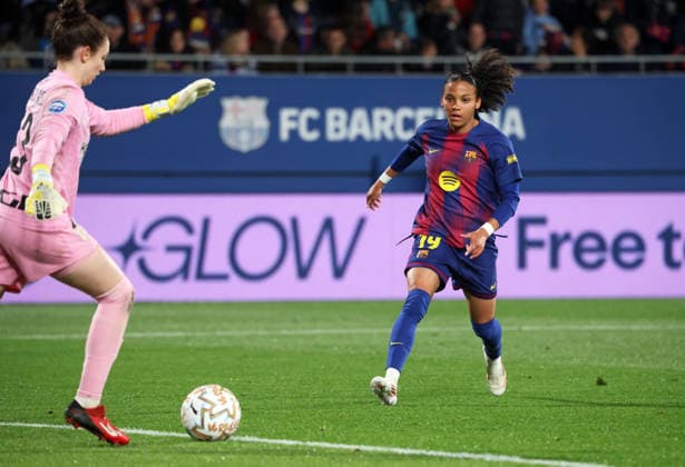 FC Barcelona, Barca Femeni v Athletic Club Femenino - Liga F Moeve Vicky Lopez plays during the match between FC Barcelona Femeni and Athletic Club Femenino, corresponding to week 23 of the Liga F Moeve, at the Johan Cruyff Stadium in Barcelona, Spain, on March 21, 2026. Barcelona Barcelona Spain  Copyright: xUrbanandsportx originalFilename:urbanandsport-fcbarcel260321_npDKO.jpg