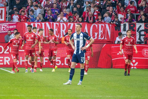Deutschland: 2.Bundesliga 2025 26 Fortuna Düsseldorf vs Hertha BSC, 27. Spieltag - 22.03.2026 - MERKUR SPIEL-ARENA (Düsseldorf): jubelt nach seinem Tor zum 1:0 durch Cedric Itten (Fortuna Düsseldorf,13) Freude, Emotion