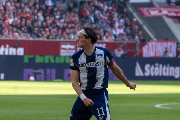 Deutschland: 2.Bundesliga 2025 26 Fortuna Düsseldorf vs Hertha BSC, 27. Spieltag - 22.03.2026 - MERKUR SPIEL-ARENA (Düsseldorf): jubelt nach seinem Tor zum 1:1 durch Fabian Reese (Hertha BSC,11) Jubel, Begeisterung, Freude, Emotion