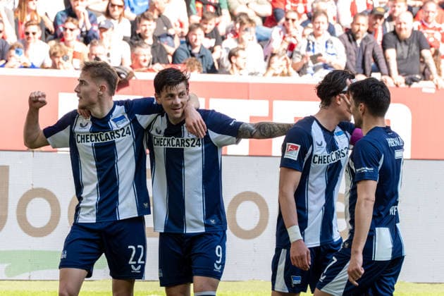 Deutschland: 2.Bundesliga 2025 26 Fortuna Düsseldorf vs Hertha BSC, 27. Spieltag - 22.03.2026 - MERKUR SPIEL-ARENA (Düsseldorf): jubelt nach seinem Tor zum 4:1 Marten Winkler(Hertha BSC,22) Jubel, Begeisterung, Freude, Emotion