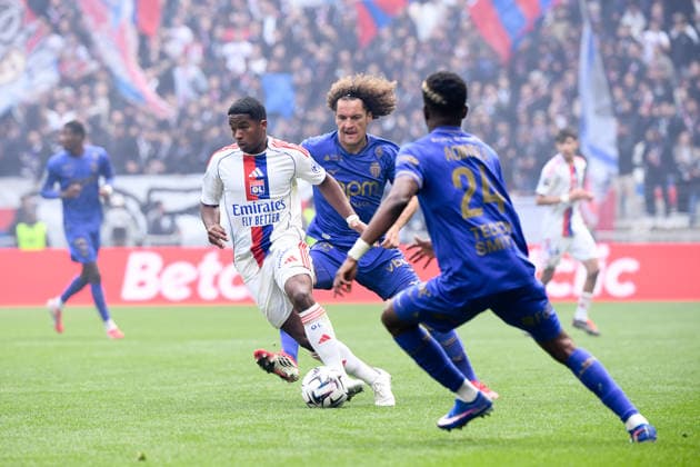 Olympique Lyonnais v AS Monaco - Ligue 1 McDonald s 2025 2026 25 Wout FAES (asm) - 09 ENDRICK Felipe Moreira de Sousa (ol) during the Ligue 1 McDonald s match between Lyon and Monaco at Groupama Stadium on March 22, 2026 in Lyon, France. Lyon France  Copyright: xFEPx 776348333