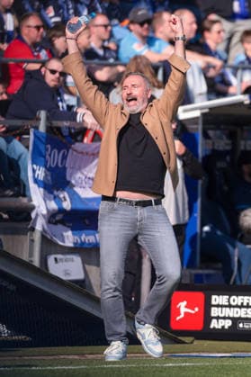 22.03.2026, Fussball, 2. Bundesliga, 27. Spieltag, VfL Bochum 1848 - Holstein Kiel. Trainer Tim Walter (Holstein Kiel) jubelt. Bochum Vonovia Ruhrstadion NRW Deutschland xRHR-FOTO DEx