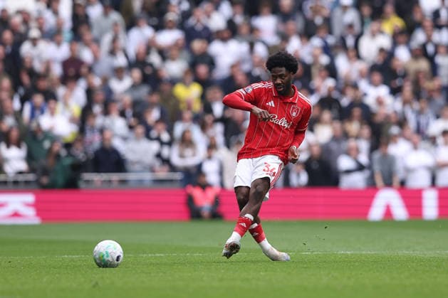 22nd March 2026; Tottenham Hotspur Stadium, London, England; Premier League Football, Tottenham Hotspur versus Nottingham Forest; Ola Aina of Nottingham Forest passes the ball  KatiexChan Content restricted for UK based newspaper