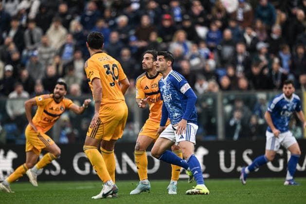 Como 1907 v Pisa SC - Serie A Alvaro Morata of Calcio Como in action during the Italian Serie A football match between Calcio Como and Pisa Sporting Club at the Giuseppe Senigallia stadium in Como, Italy, on March 22, 2026. Como Italy  Copyright: xTizianoxBallabiox originalFilename:ballabio-calcioco260322_npoO4.jpg