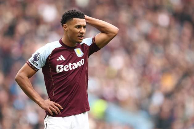 Ollie Watkins of Aston Villa Aston Villa v West Ham United, Premier League, Football, Villa Park, Birmingham, UK - 22 Mar 2026Birmingham Villa Park United Kingdom EDITORIAL USE ONLY No use with unauthorised audio, video, data, fixture lists, club league logos or live services. Online in-match use limited to 120 images, no video emulation. No use in betting, games or single club league player publications. Copyright: xRyanxBrowne Shutterstockx 16783328cs
