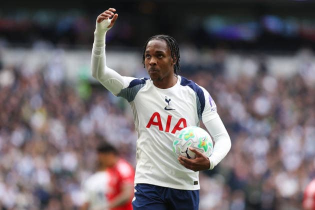 Mathys Tel of Tottenham Hotspur interacts with the crowd during the match Tottenham Hotspur v Nottingham Forest, Football, Premier League, Tottenham Hotspur Stadium, London, UK - 22 03 2026 EDITORIAL USE ONLY No use with unauthorised audio, video, data, fixture lists (outside the EU), club league logos or live services. Online in-match use limited to 45 images (+15 in extra time). No use to emulate moving images. No use in betting, games or Copyright: xAnthonyxHanc Shutterstockx 16785849aj