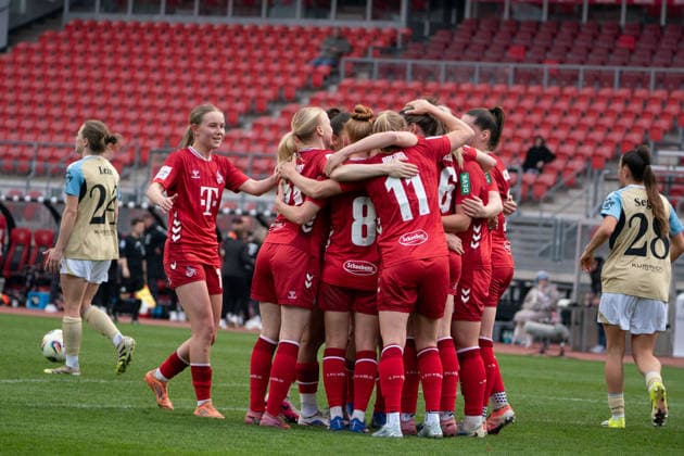 NUREMBERG, GERMANY - MARCH 22: Players of 1. FC Köln celebrate the goal during the Google Pixel Frauen-Bundesliga between 1. FC Nürnberg and 1. FC Köln at Max-Morlock-Stadion on March 22, 2026 in Nuremberg, Germany. (Photo by Qianru Zhang Press Photo) Copyright: xQianruxZhang SPPx Sportspressphoto_SPR116385