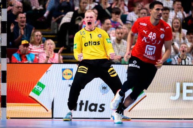 Bremen: Handball Länderspiel - Deutschland - Ägypten Torhueter David Späth David Spaeth (Deutschland) Jubel Freude Emotion Bremen ÖVB Arena Deutschland