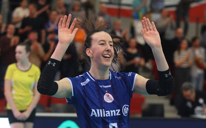Stuttgart , Bundesliga Volleyball Viertelfinale Spiel 1 , Allianz MTV Stuttgart vs. Schwarz-Weiß Erfurt , Lydia Grote ( Stgt )