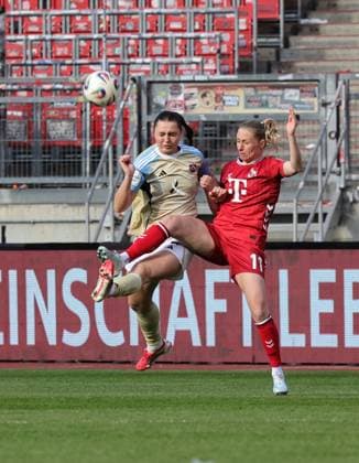 22.03.2026 - Fussball - Saison 2025 2026 - 1. Frauen - Fussball - Bundesliga - 21. Spieltag: 1. FC Nürnberg FCN ( Club ) - 1. FC Köln - Sportfoto Zink DaMa - xdaxmax - Leia Varley (7, 1. FC Nürnberg FCN ) Pauline Marie Bremer (11, 1. FC Köln )