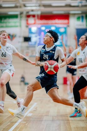 BB-1BL Damen Syntainics MBC Lions - TK Hannover Luchse Liz Smith (GISA Lions MBC) waehrend der Saison 2025-2026 in der DBBL Toyota Bundesliga Syntainics MBC Lions und TK Hannover Luchse in der SWH Arena am 22. March 2026 in Halle Saale, Sachsen Anhalt, Deutschland